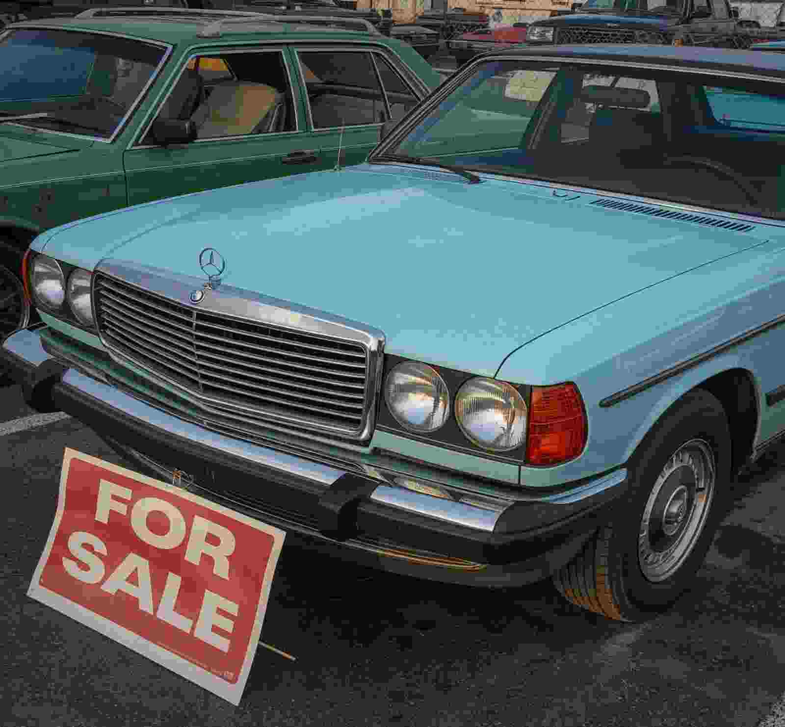 how to sell a car with a rebuilt title