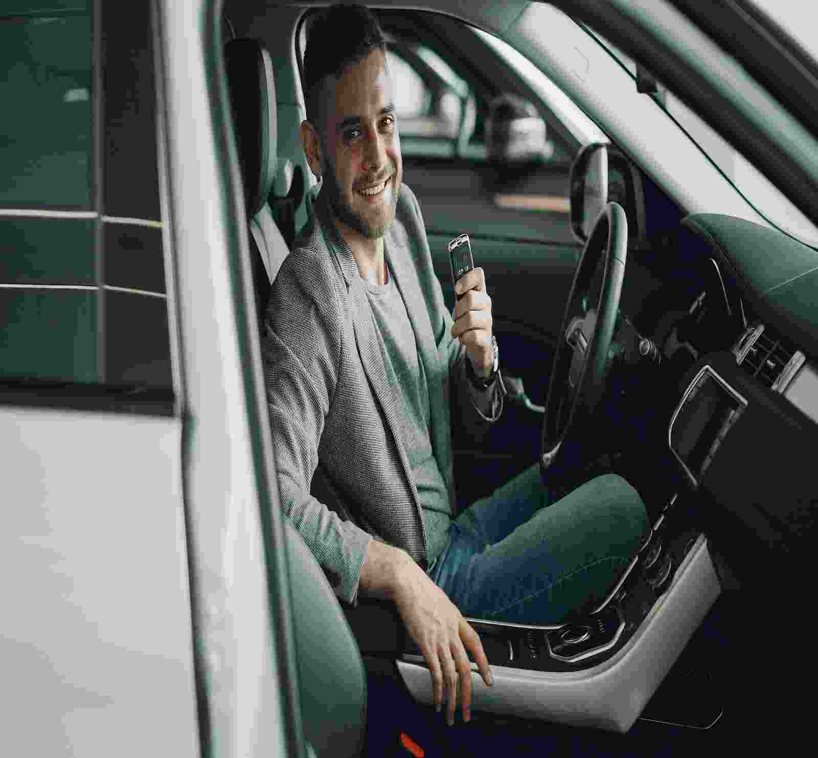 a man who has purchased car remotely