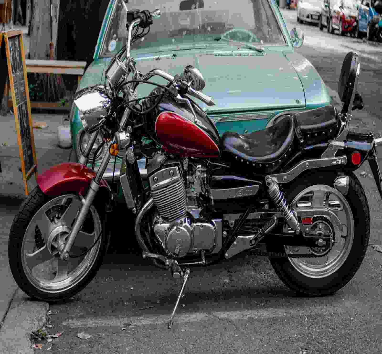 motorcycle shipping vs car shipping differences